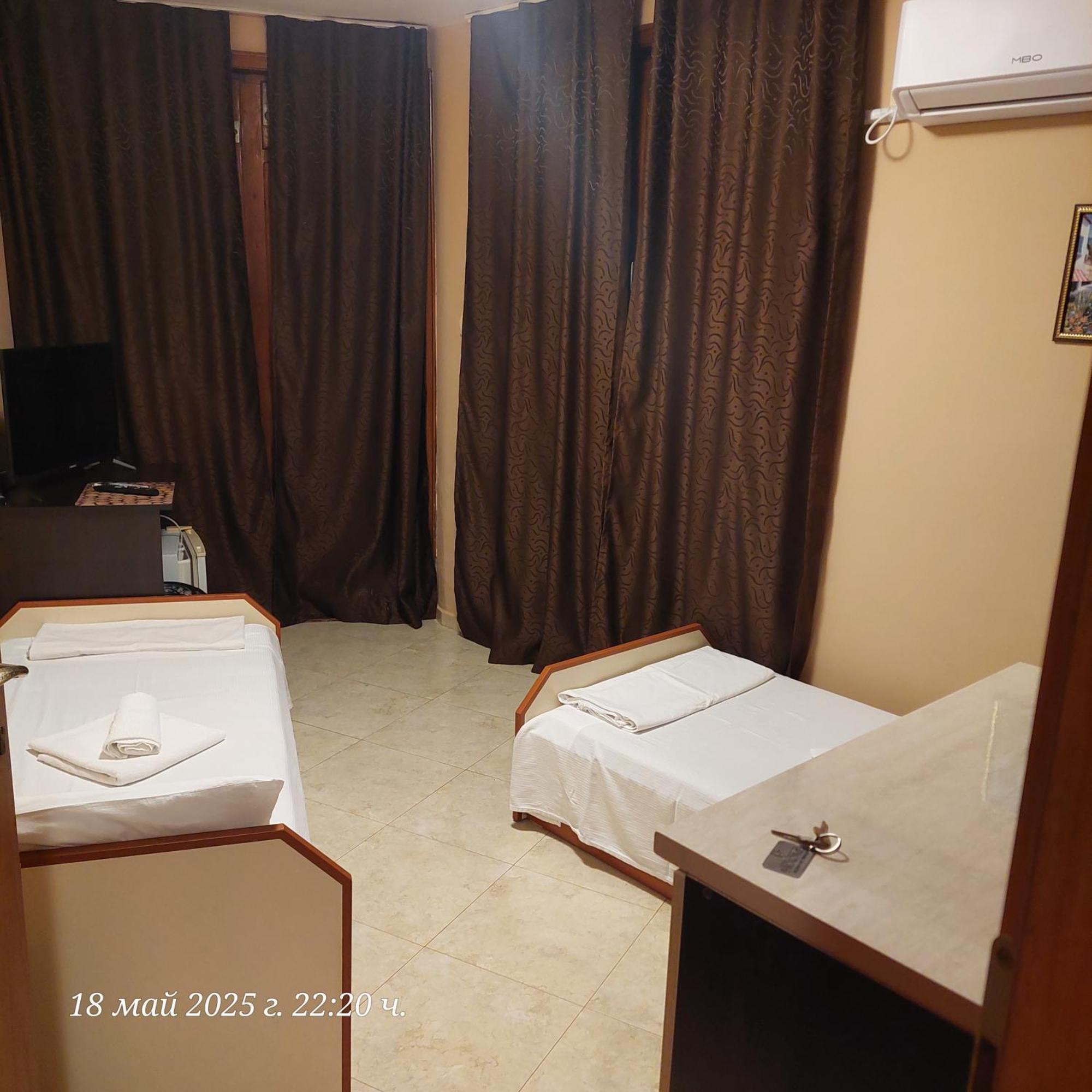 Hristovi Apartments & Studios Pomorie Buitenkant foto