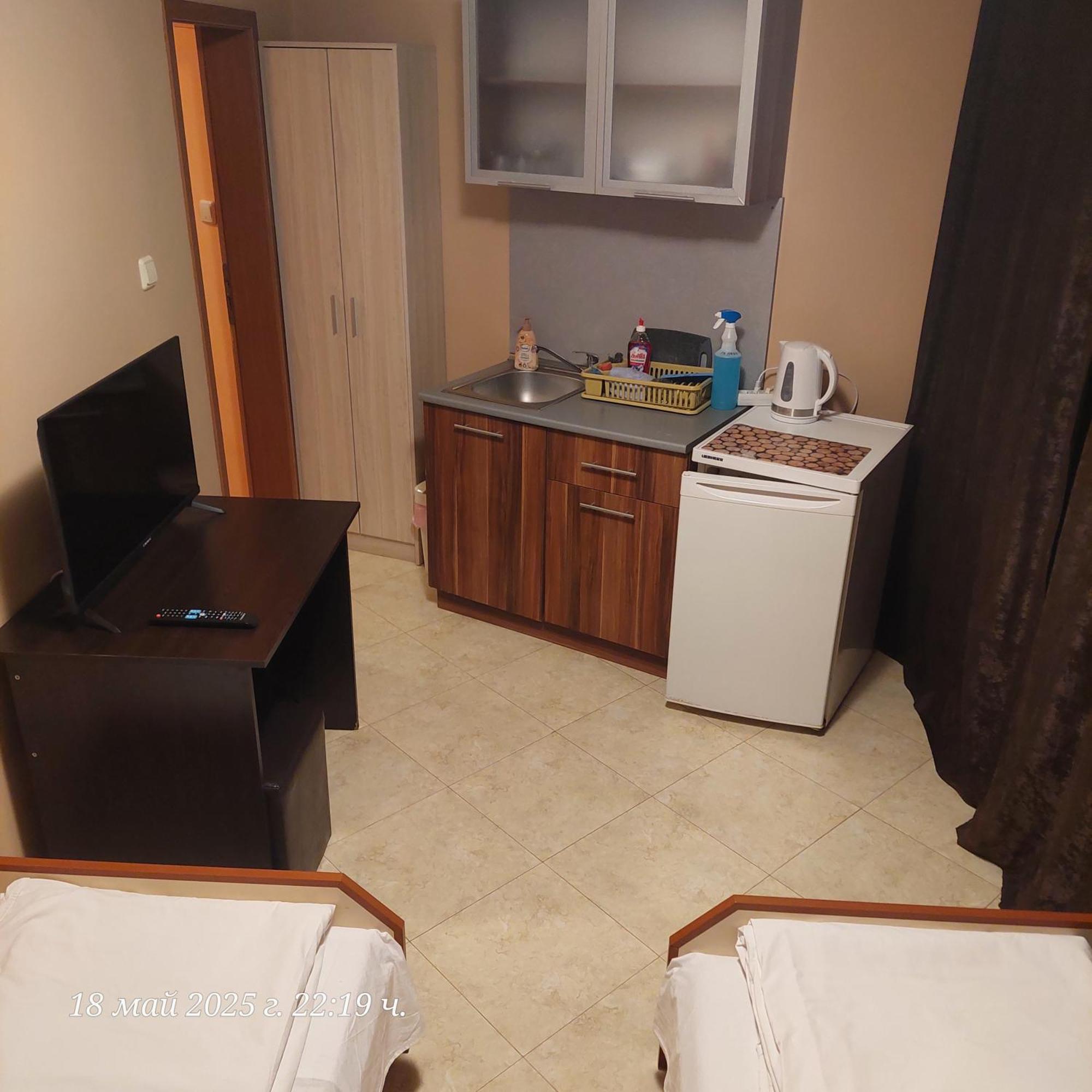 Hristovi Apartments & Studios Pomorie Buitenkant foto